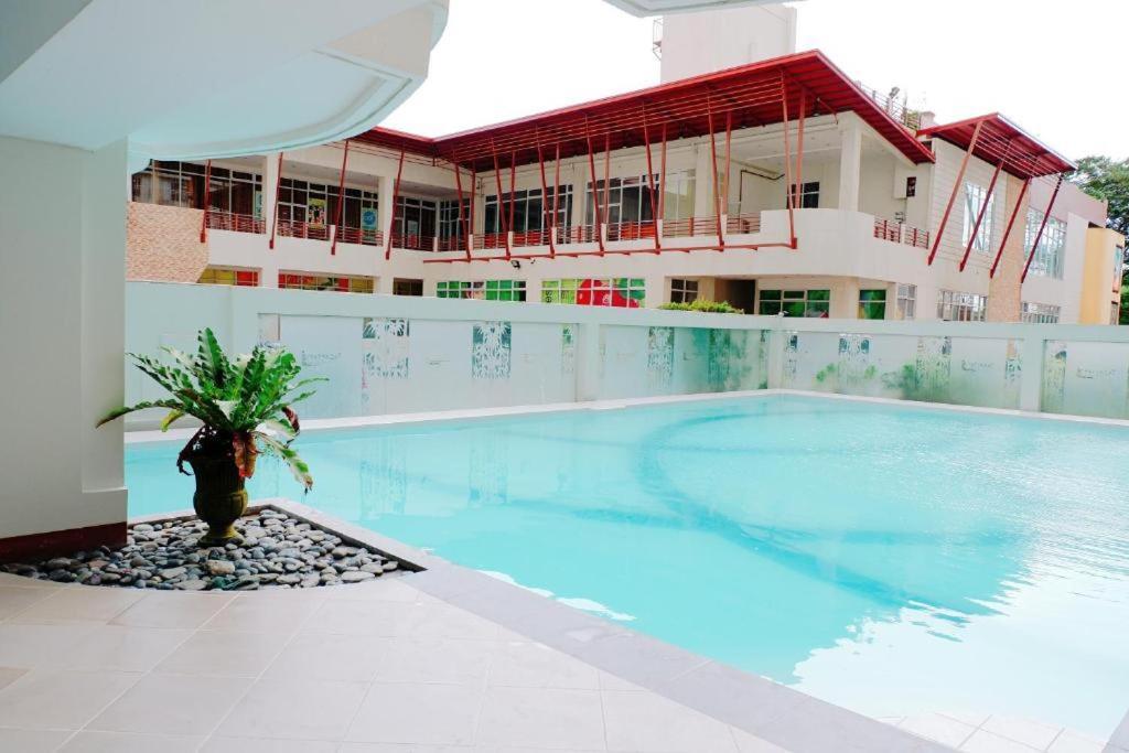 Cityland Tagaytay Taal Lake View City View Free Pool Parking Studios With Balcony Are City View Tagaytay City Εξωτερικό φωτογραφία